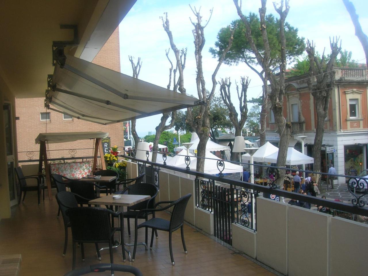 Residence Suisse Cattolica Extérieur photo